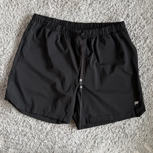 ✨2/$35✨Fabletics•Men’s The One Short 7” | XL | Black - Picture 2 of 6